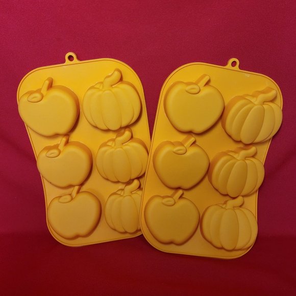 Silicon Pumpkin Apple 6 Cavity Nonstick Cake Mold Set of 2 - Picture 4 of 10